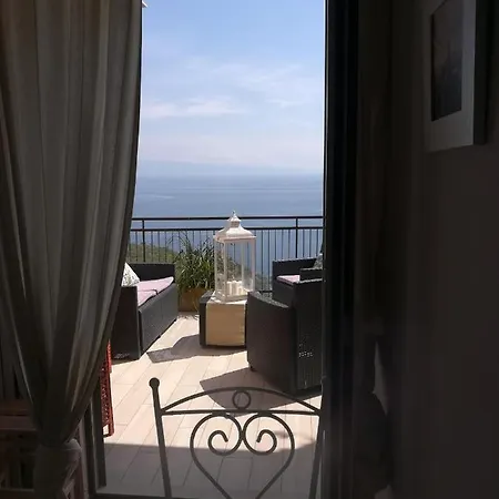 Al Bajah Loft Monovano Con Requisiti * Taormina