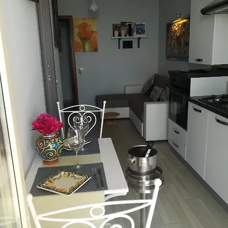 Al Bajah Loft Monovano Con Requisiti * Taormina